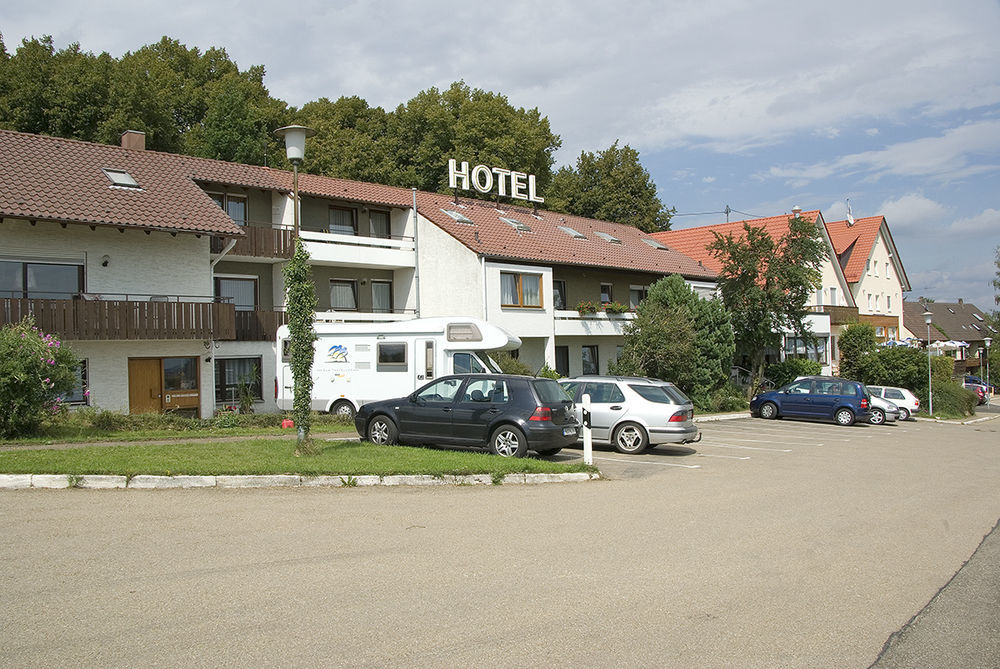 Landhotel Gasthof Am Berg Dornstadt Kültér fotó