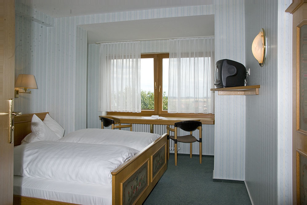 Landhotel Gasthof Am Berg Dornstadt Kültér fotó