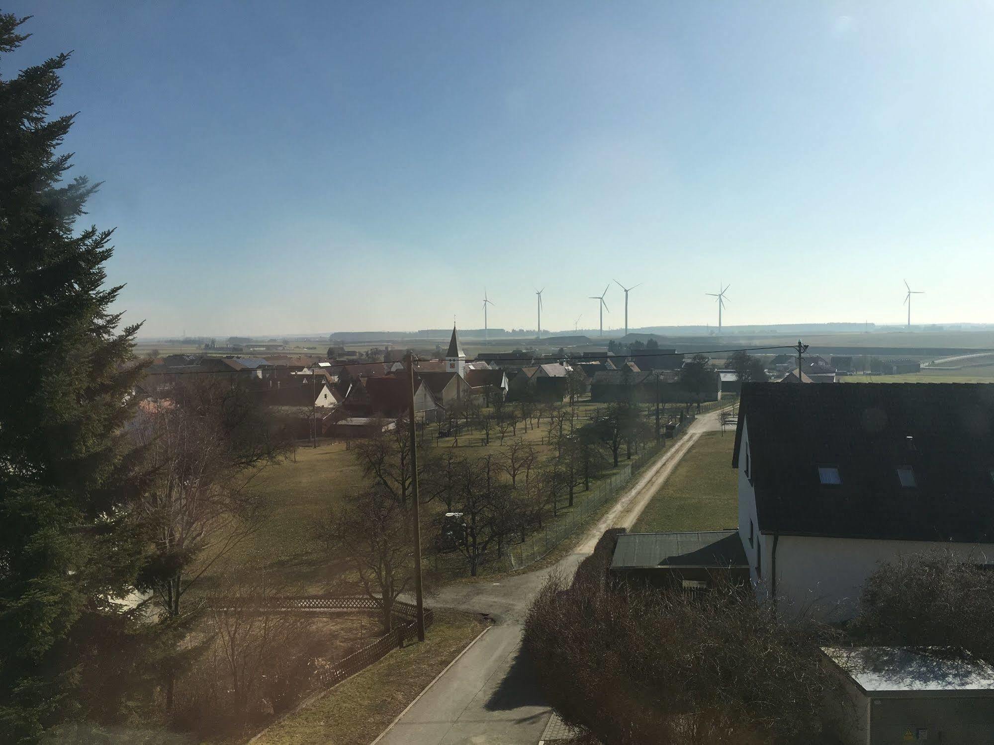 Landhotel Gasthof Am Berg Dornstadt Kültér fotó