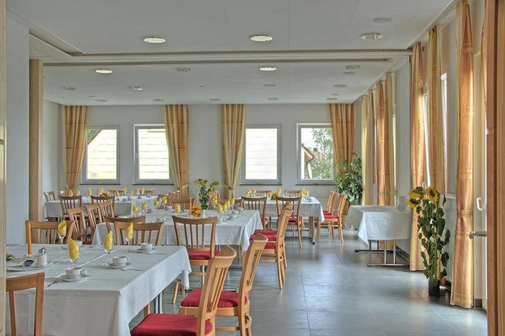 Landhotel Gasthof Am Berg Dornstadt Kültér fotó